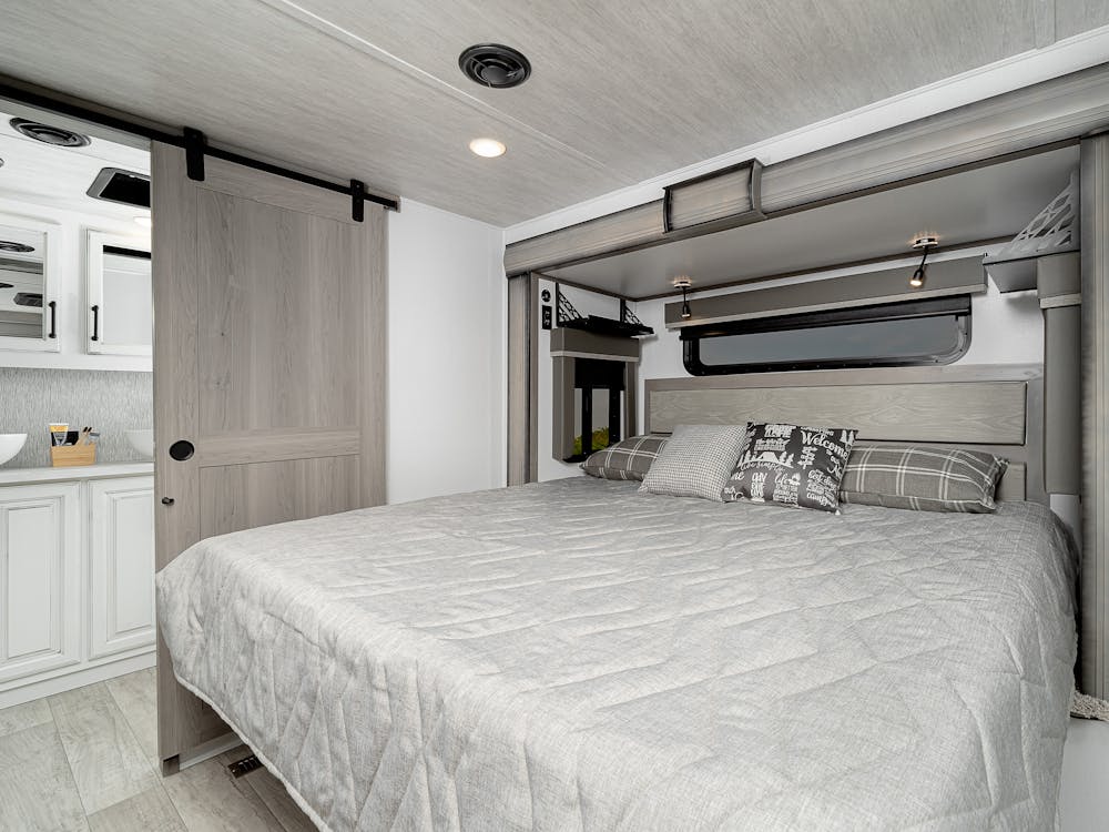 Montana 3761FL Bedroom
