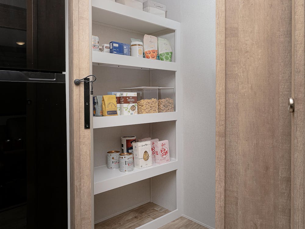 Arcadia Super Lite 288SLBH Pantry
