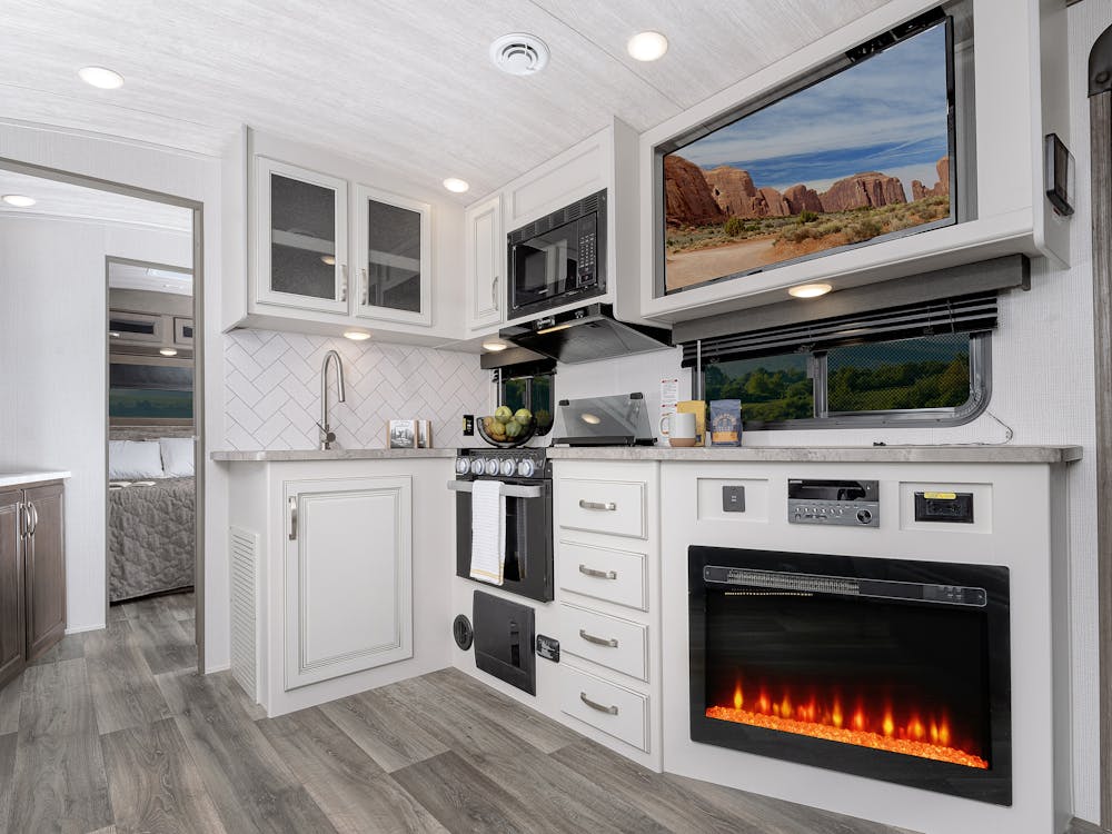 Cougar Half-Ton 30BHS