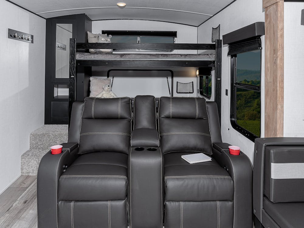 Springdale 286BHU Back