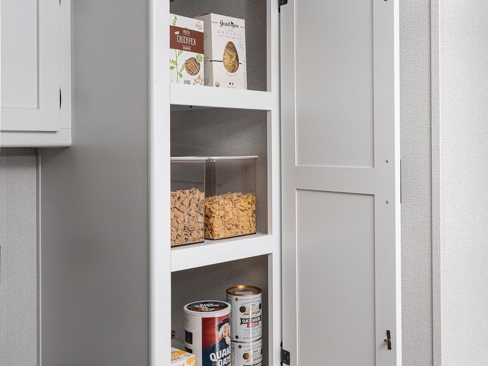 Hideout 22MLS Pantry