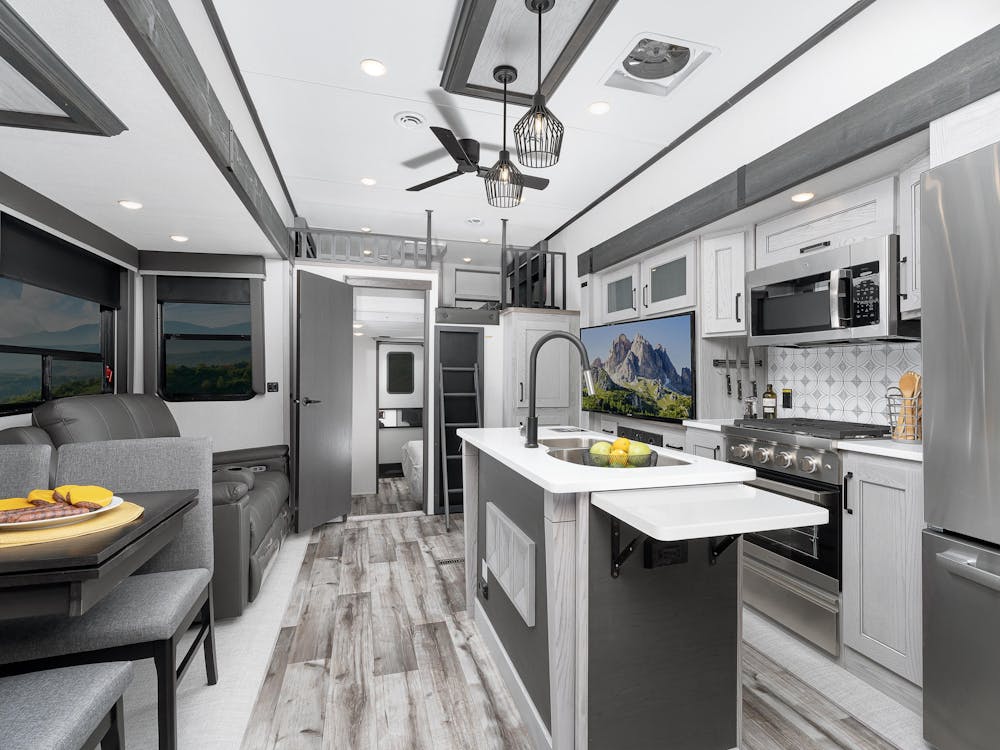 Montana High Country 381TB Main