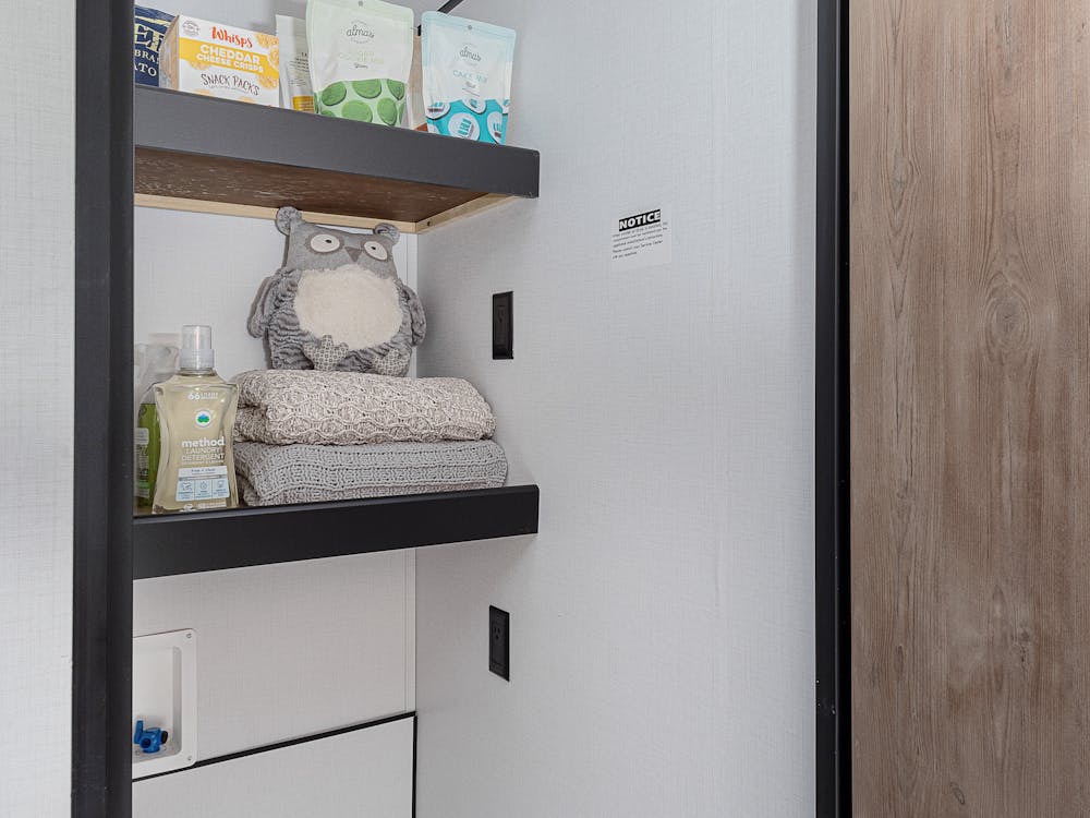 Springdale 335BH Pantry w/ W/D Prep