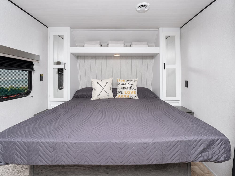 Hideout 22MLS Bedroom