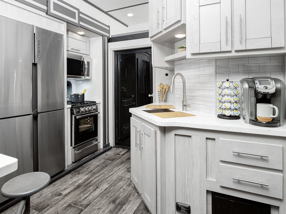 Fuzion 424 Kitchen