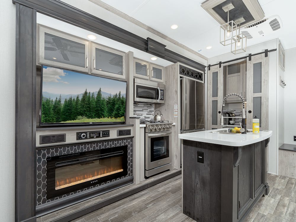 Alpine 3912DS Kitchen