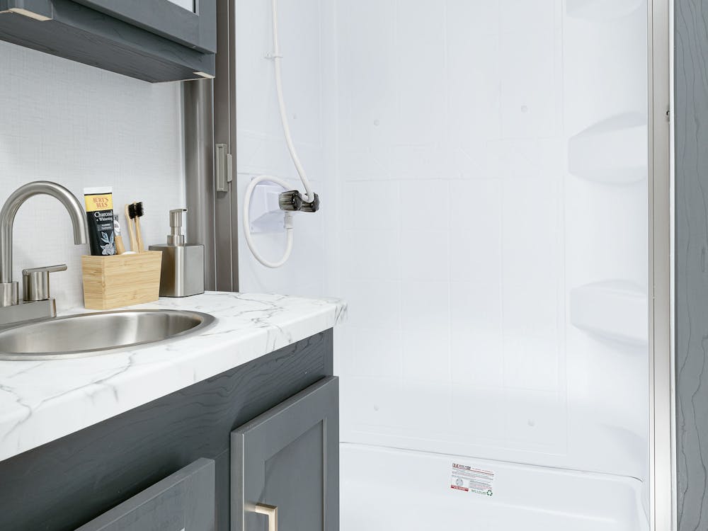 Premier 25RKPR Bathroom