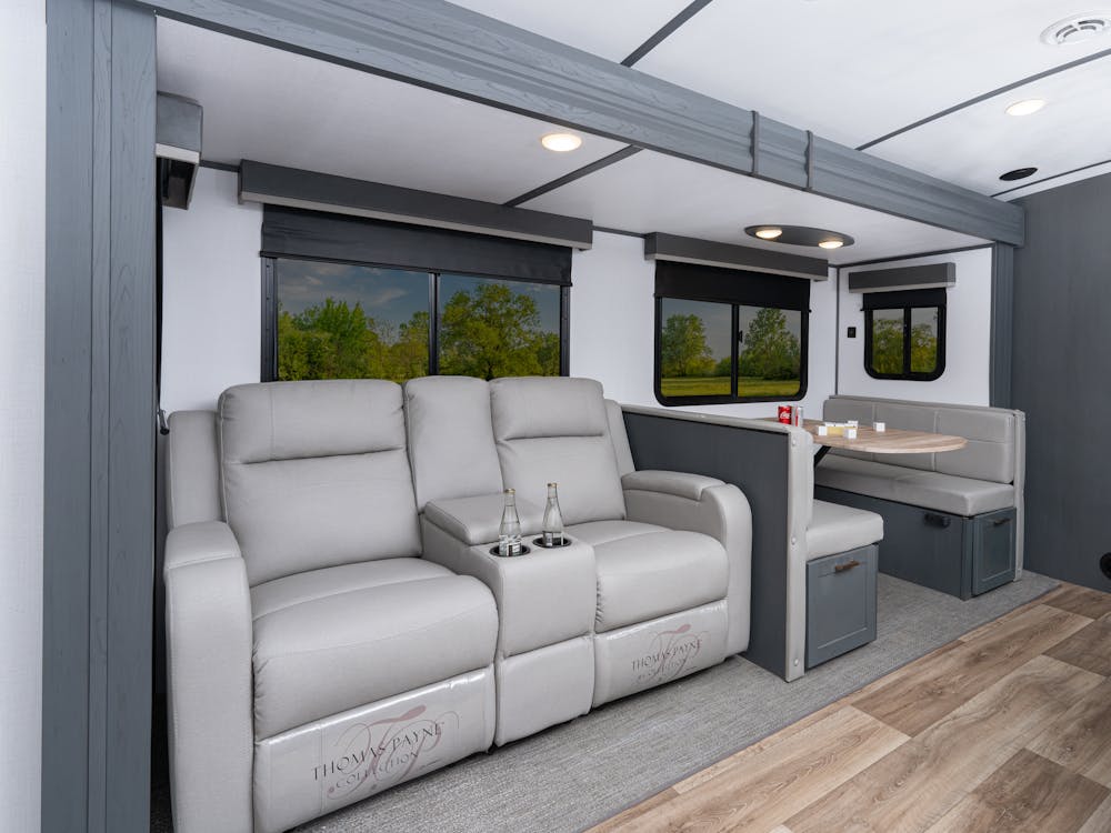 Premier 30RIPR Living