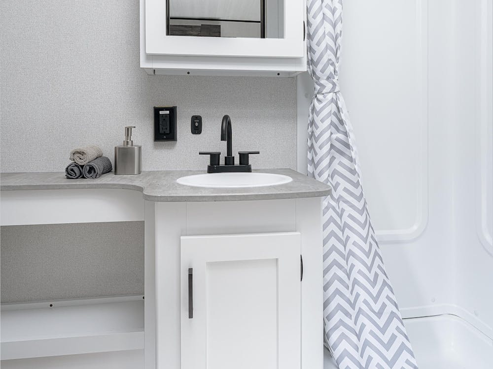 Hideout 22MLS Bathroom
