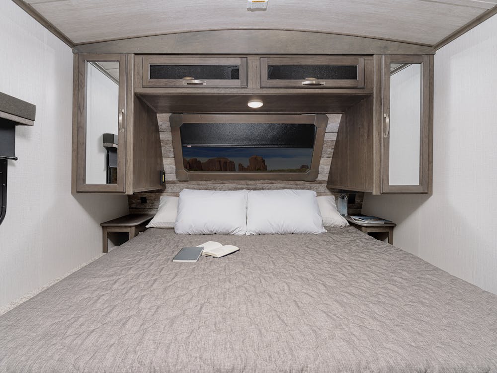 Cougar Half-Ton 30BHS Bedroom