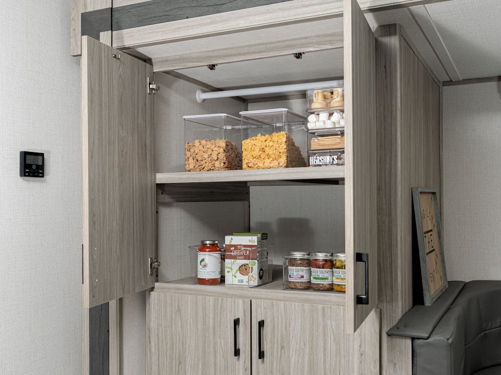 Passport 221BH Pantry