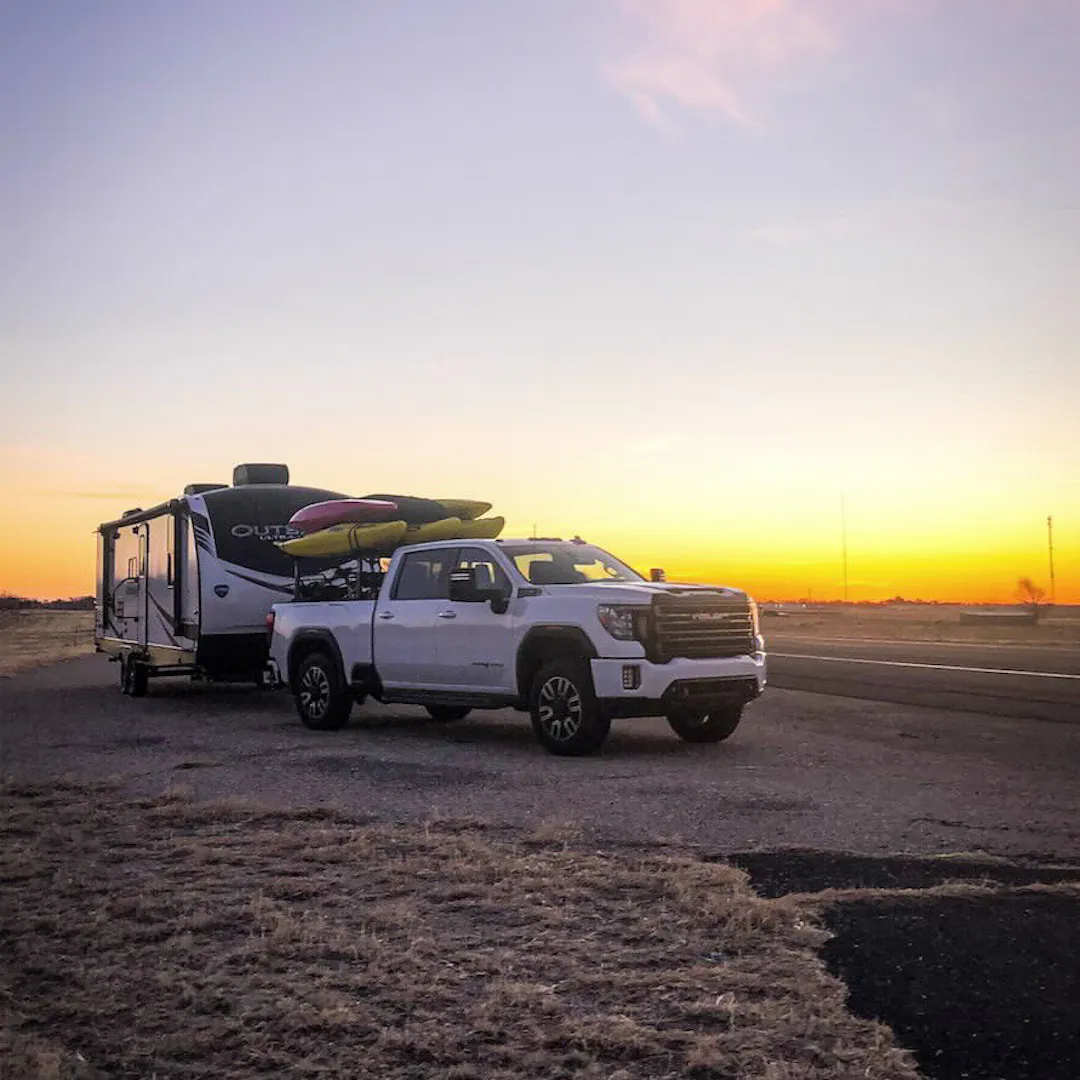 Outback Travel Trailers - Luxury Fifth Wheel Amenities in a Smaller ...