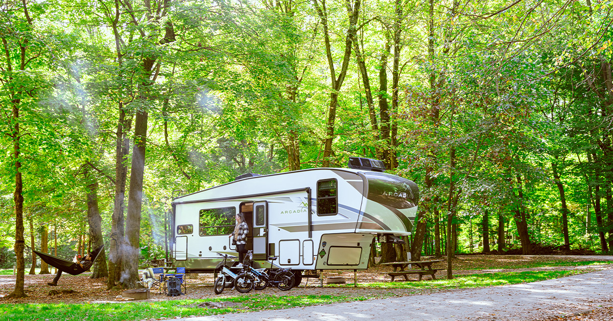 Discover Featured Keystone Arcadia RV Floorplans at the Florida RV ...