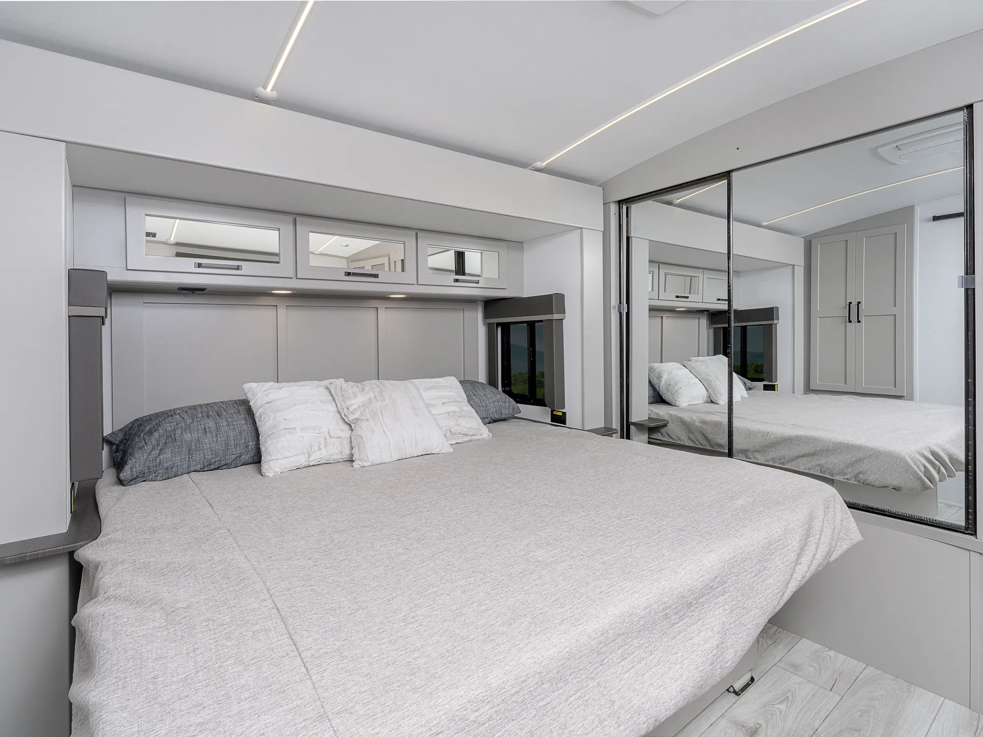 2026 Keystone Outback 252RD photo 7