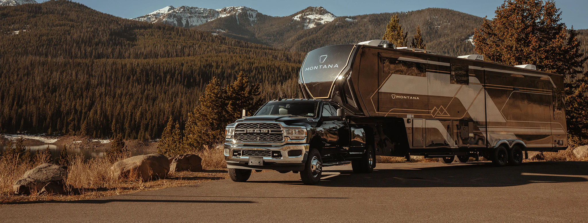 2027 Keystone Montana 3100RL photo 2