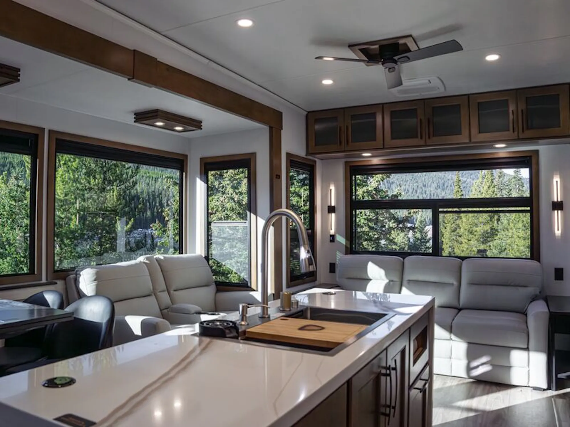 2026 Keystone Montana 3123RL photo 4