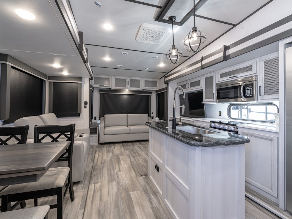 Sprinter 3900DBL Interior