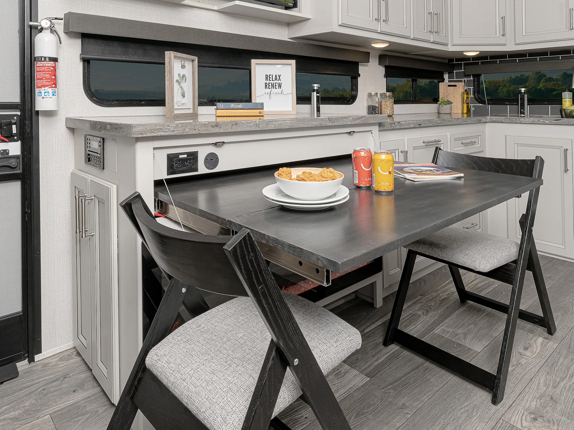 2026 Keystone Cougar 320RDS photo 5