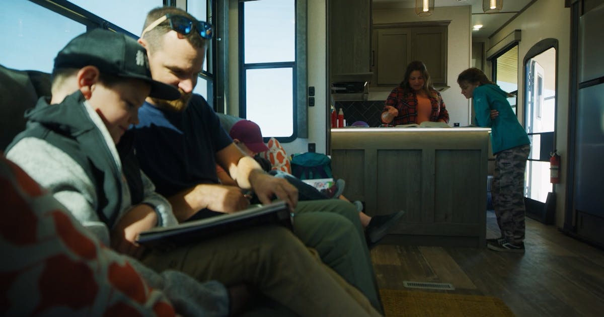 How to Operate HVAC Controls in Your RV Through the In-Command System ...