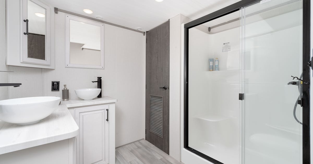 Essential Guide to RV Black and Gray Tanks: Setup and Maintenance ...