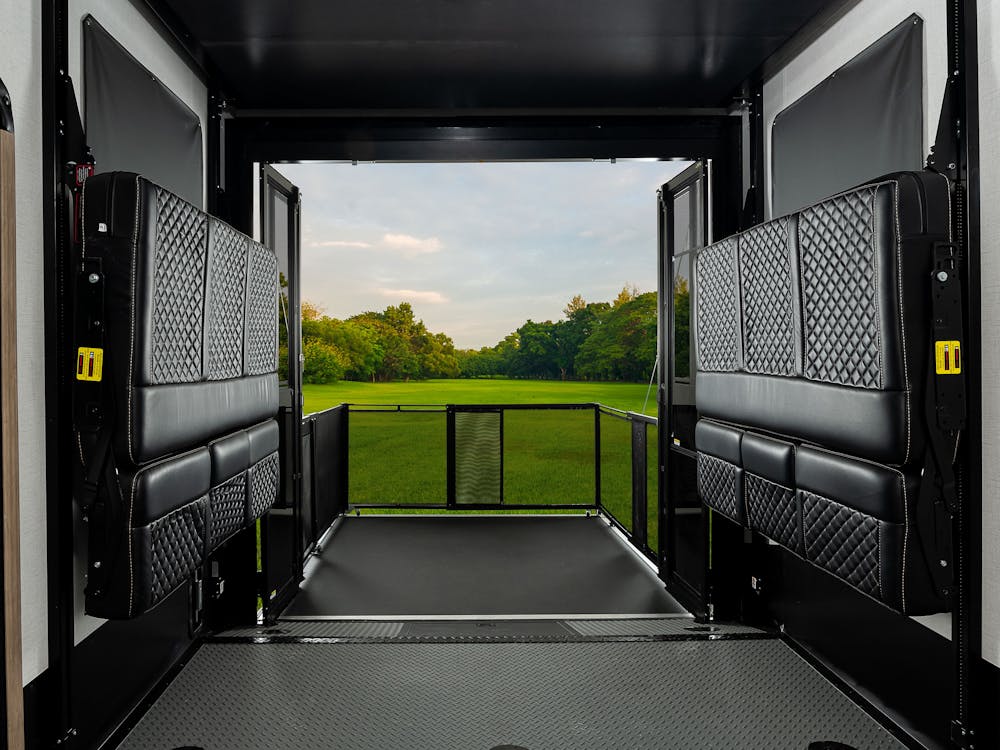Raptor 423 Garage