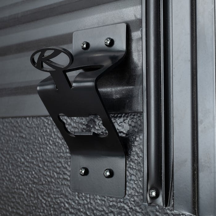 Keystone Hideout's pet leash holder.