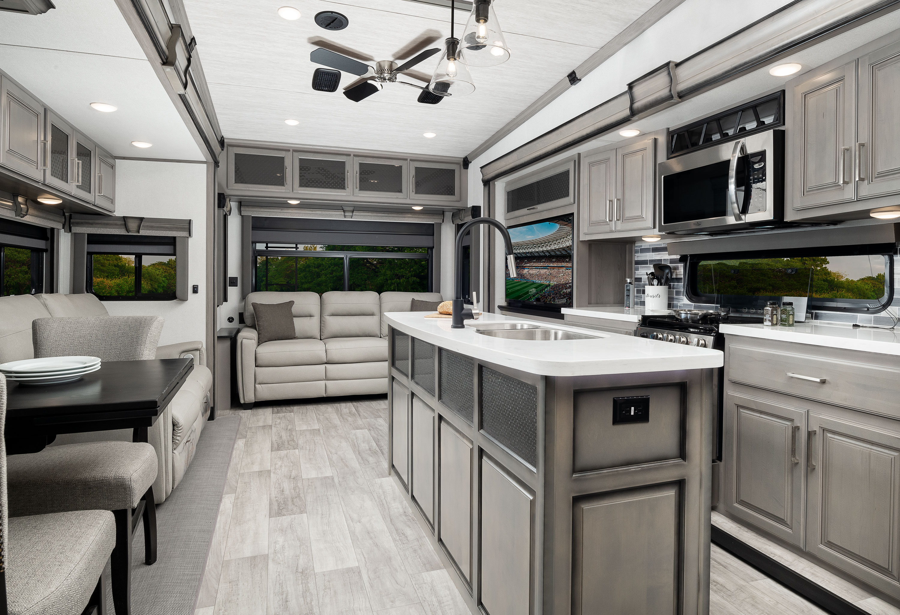 The Best 2022 Couples' Coaches | Keystone RV Blog - Keystone RV
