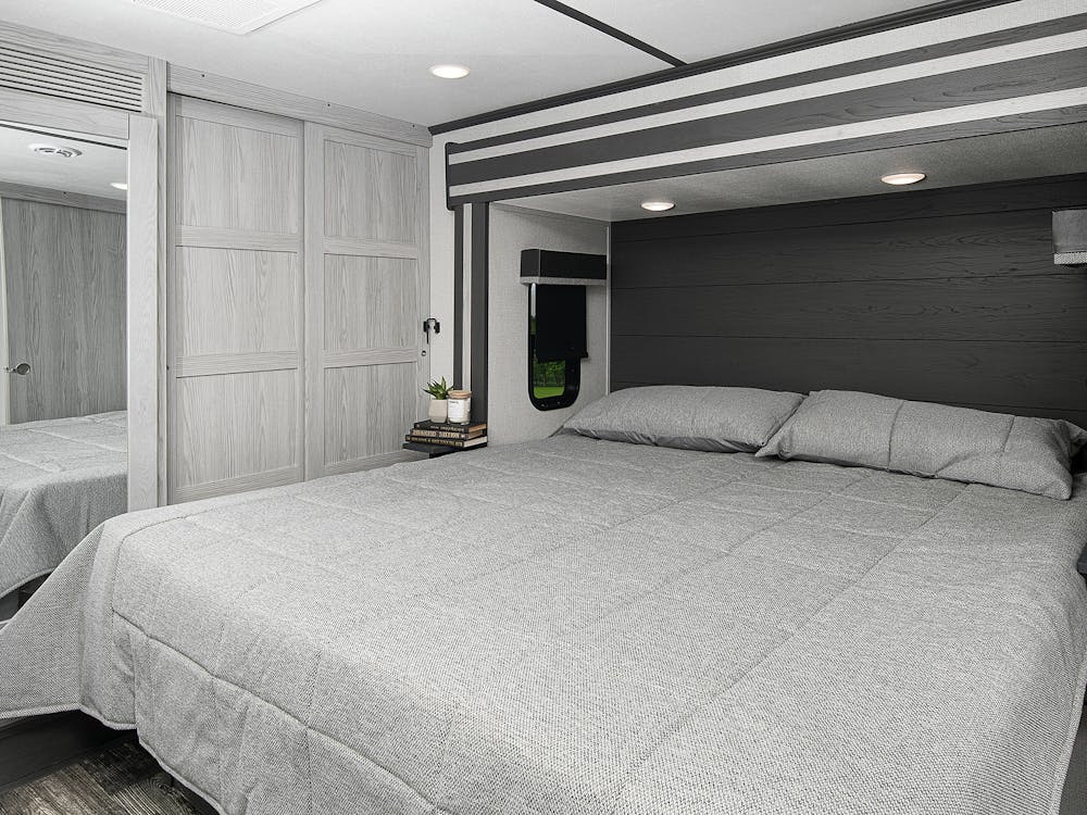 Fuzion 424 Bedroom